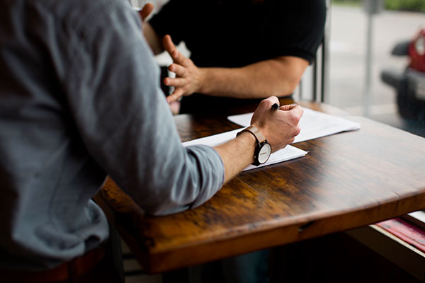 L'importance de l'accompagnement psychologique dans les Plans de Sauvegarde de l'Emploi (PSE) : Un investissement rentable pour toute entreprise 